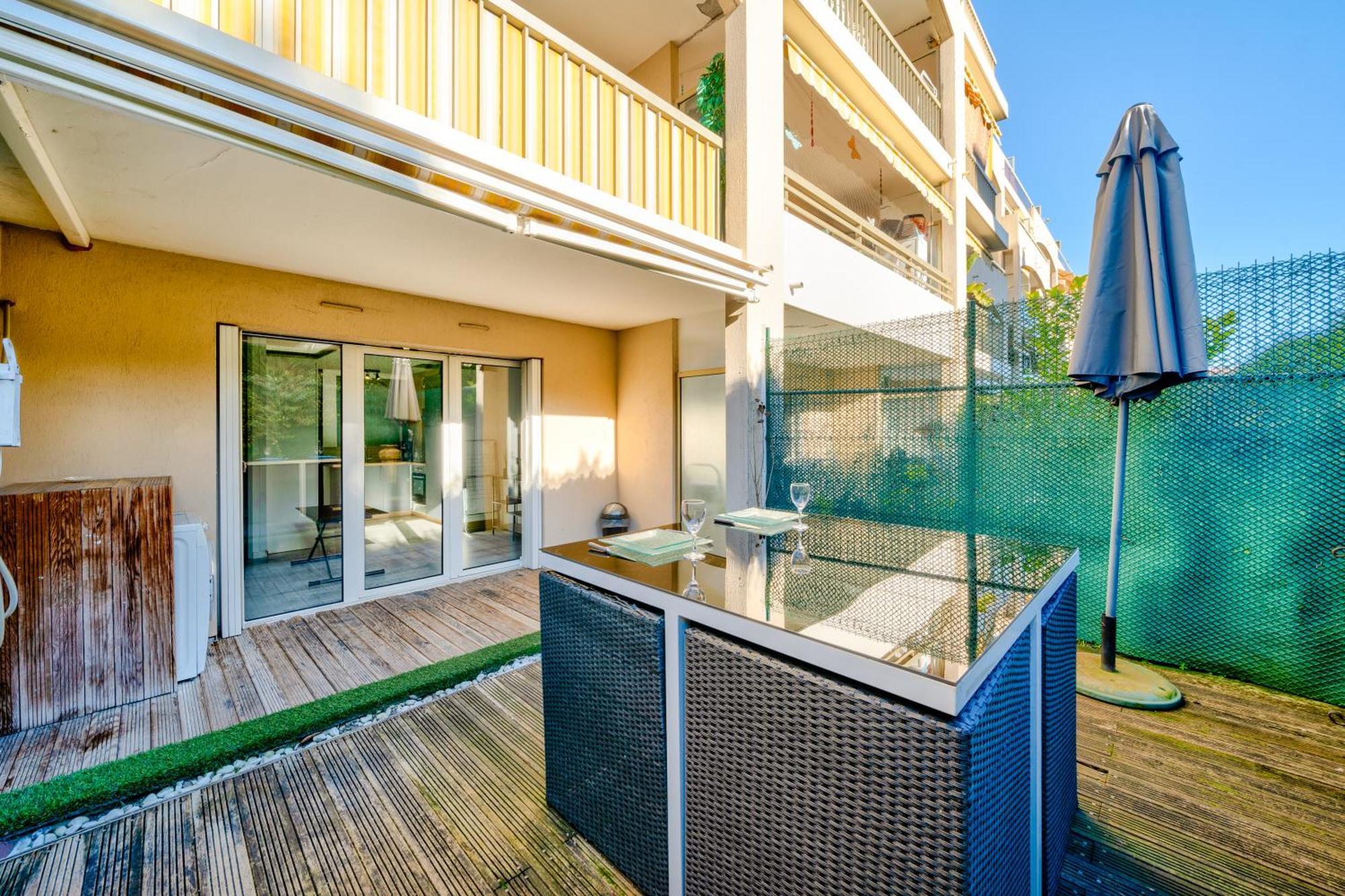 Charmant Studio Cagnes-sur-Mer Exterior photo
