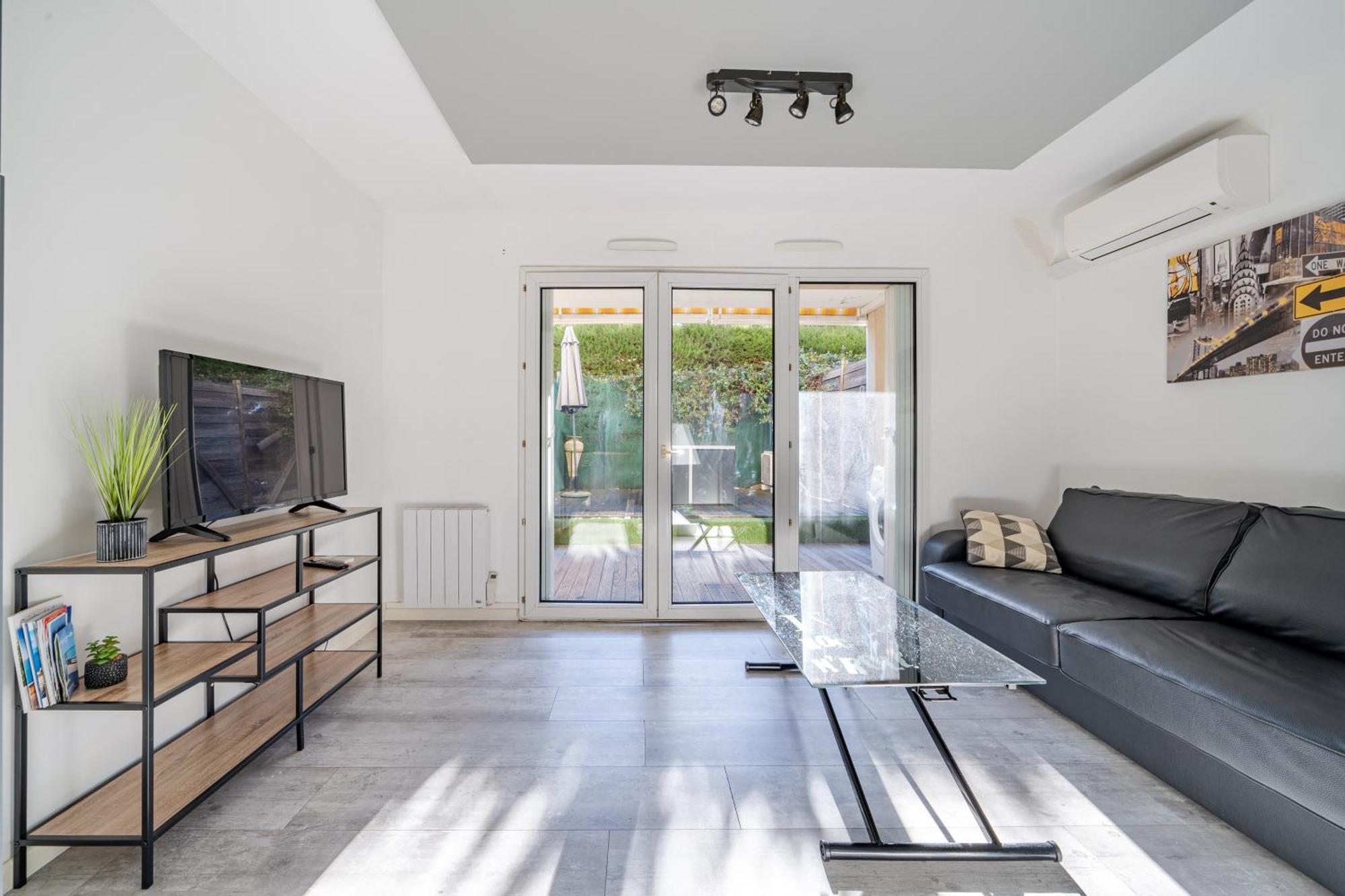 Charmant Studio Cagnes-sur-Mer Exterior photo